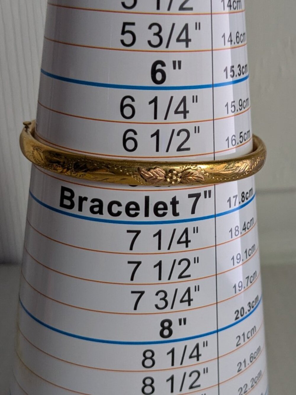 Vtg. Antique SA 14KT Gold Filled Etched Floral Leaf Motif Oval Hinged Bracelet